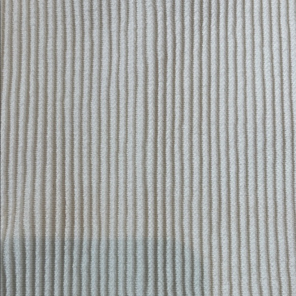 Aritzia Sculpt Ribbed Tank Top - Picture 3 of 3